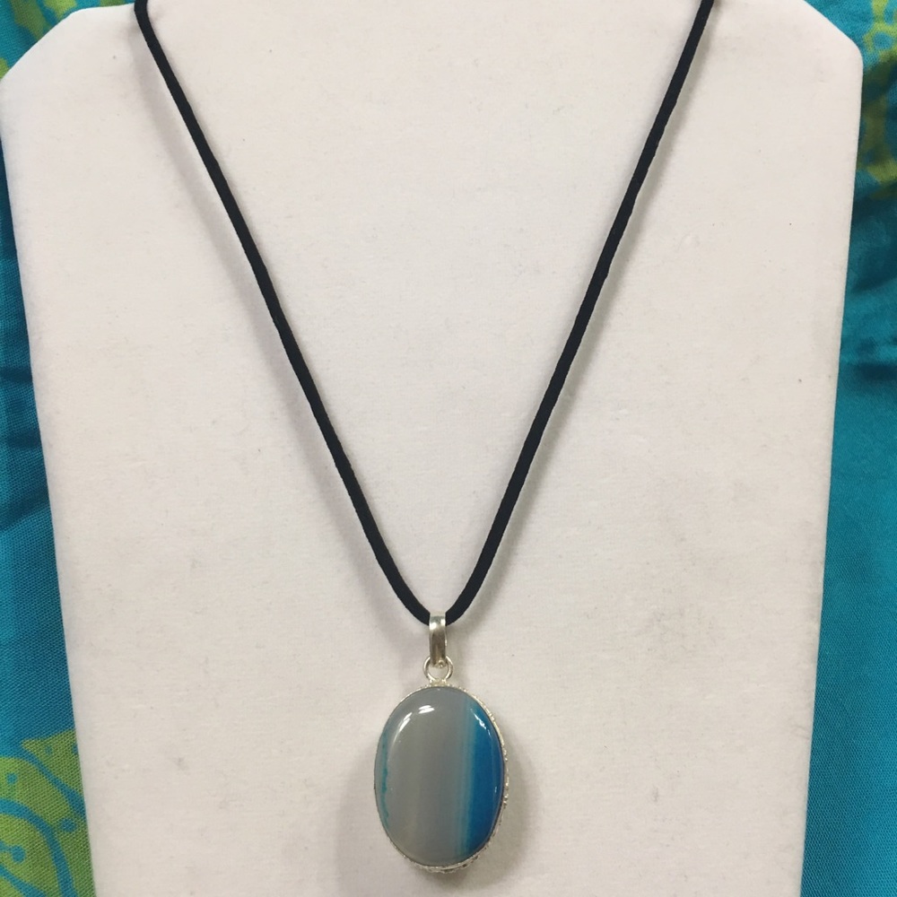 Blend of Blue & White Pendant Necklace